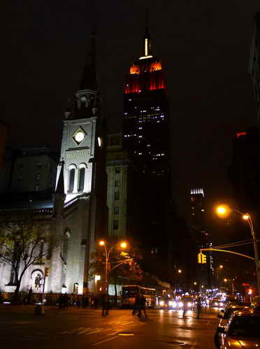 NYC_2012-11-23 19-57-56_P1070708